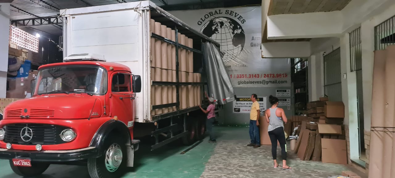 Estacione e Abasteça em Área Interna na Arca das Caixas