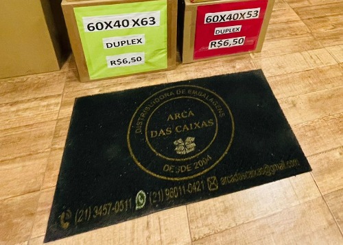 Nossas caixas seminovas estão prontas para uso imediato, proporcionando uma solução conveniente para suas necessidades de embalagem.